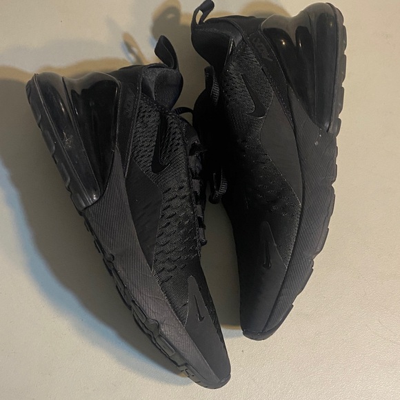 Nike Women's Black Low-Top Running Sneakers - Picture 3 of 6